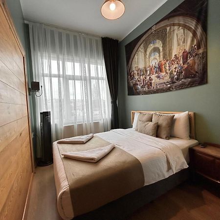 Waterfront Apartment By The Tram - Terrace With Dome & Golden Horn View In Fatih Istanbul Bagian luar foto