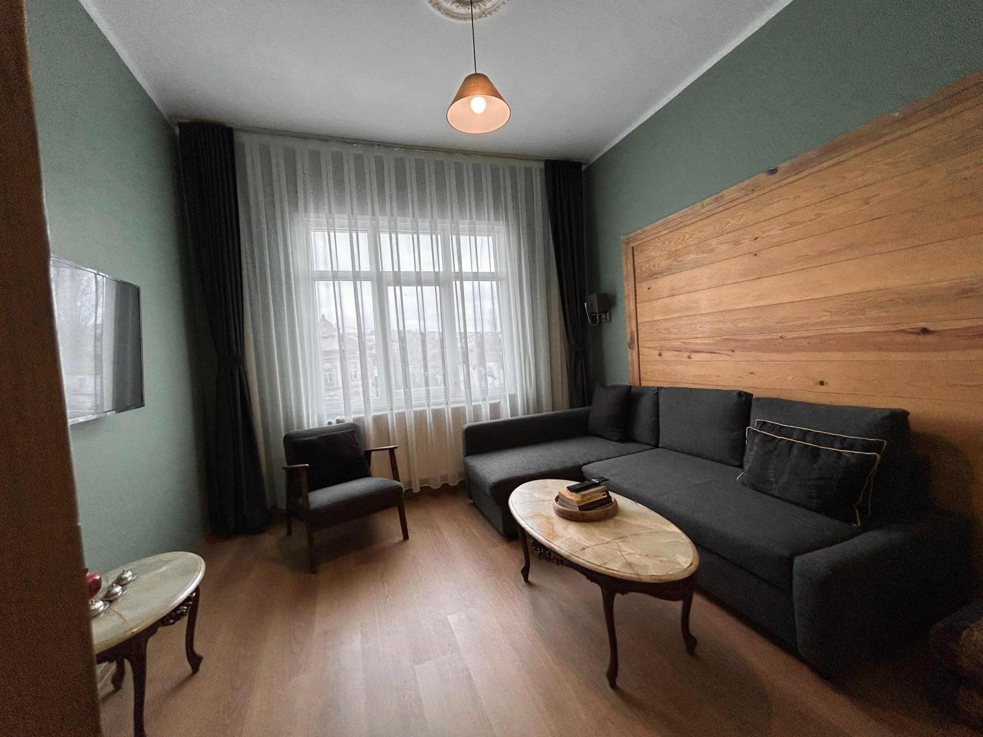 Waterfront Apartment By The Tram - Terrace With Dome & Golden Horn View In Fatih Istanbul Bagian luar foto